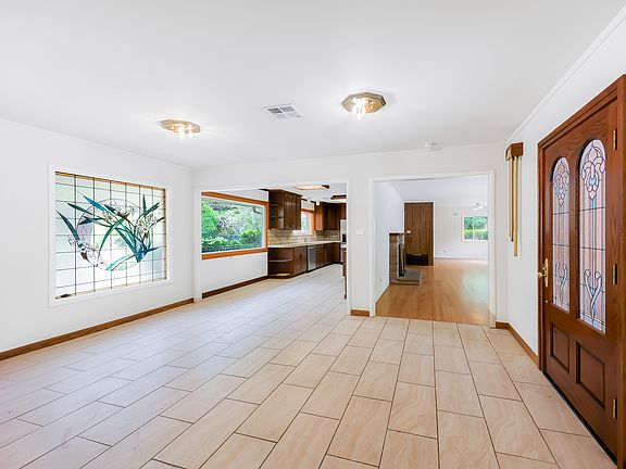 5th image of 19765 Saratoga Los Gatos Rd
