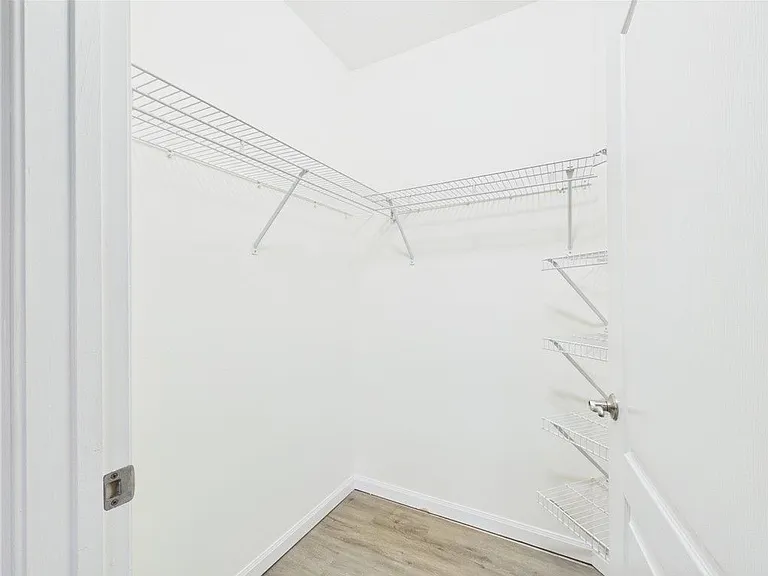 5060 Fairways Cir #F303 — Photo 9