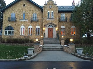 2707 Highland Ct, Saint Joseph, MI 49085