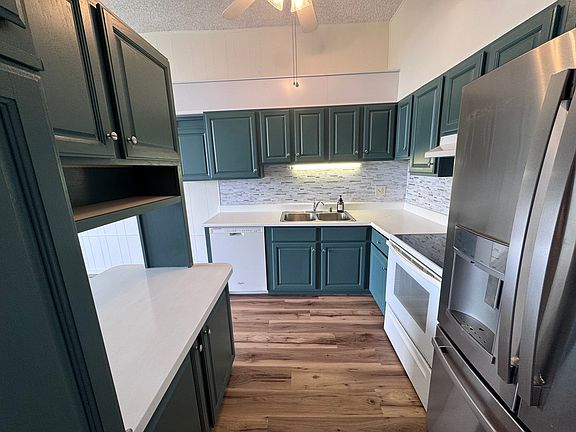 3rd image of 1830 Wilikina Dr