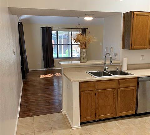 5th image of 289 Willingham Dr