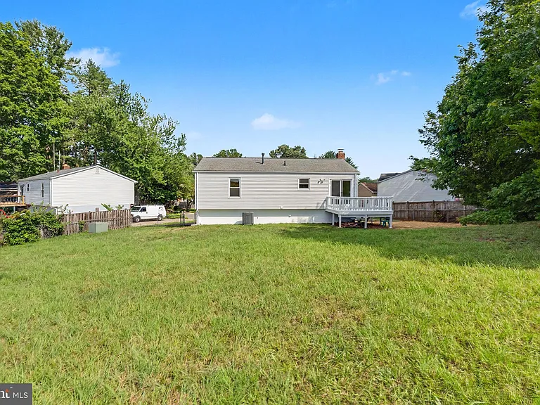14356 Shaw Ct — Photo 32