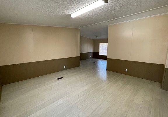 2nd image of 254 SE Beadie Dr