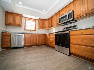 6051 Valley Dr, French Village, MO 63036