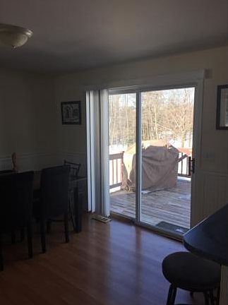 4th image of 37 Hill St