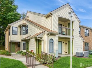 1101 Harbor Club Dr, Parlin, NJ 08859