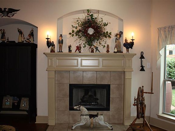 5th image of 9712 Birdville Way
