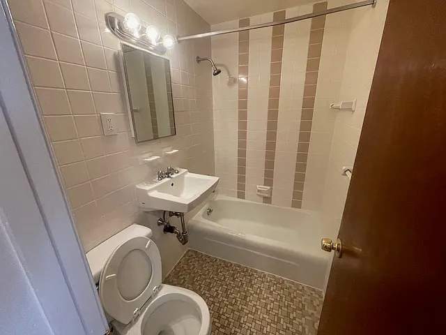 162 N Beacon St #11 — Photo 6