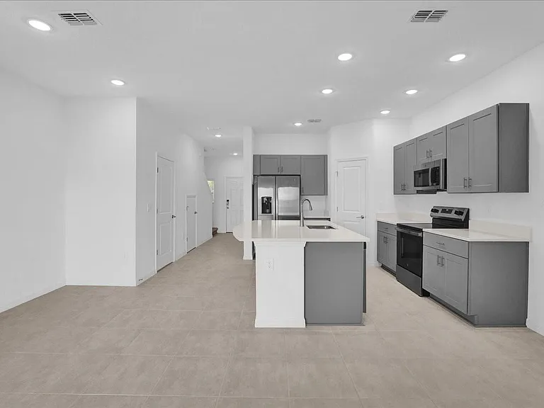 3797 Sepia St — Photo 5