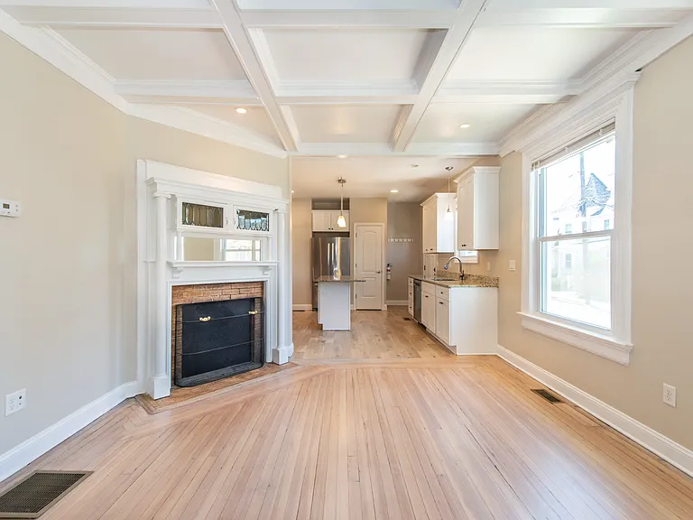 302 Springfield Ave — Photo 4