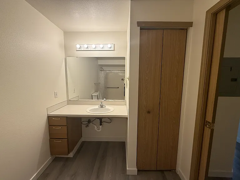 The Terrace Apartments — Photo 21