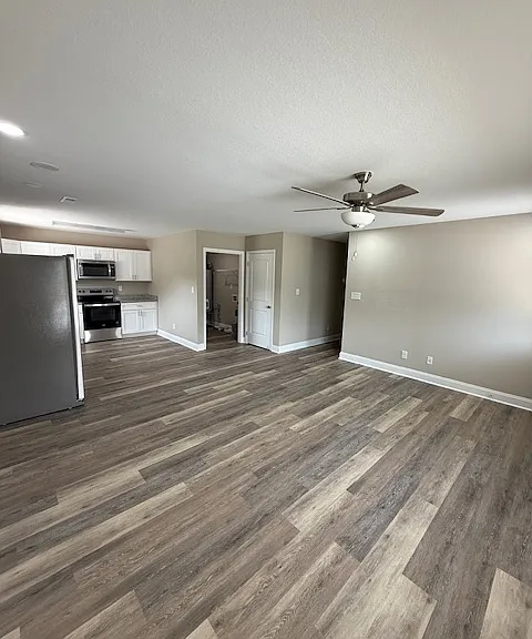 415 Wright Rd — Photo 10