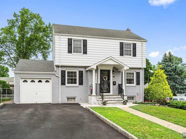 97 Stelling Ave, Maywood, NJ 07607