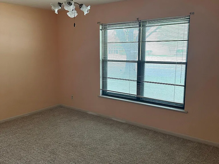 708 E Airline Rd — Photo 20