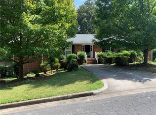 10 Fernwood Dr SW, Rome, GA 30165