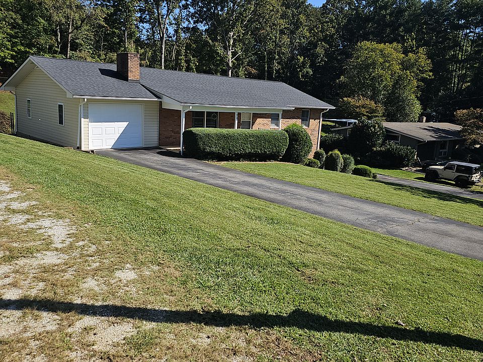 1st image of 73 Dogwood Grv