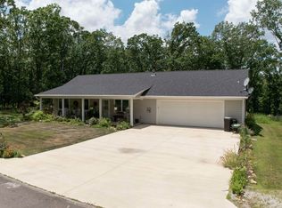 30943 Scorpion Ln, Warsaw, MO 65355