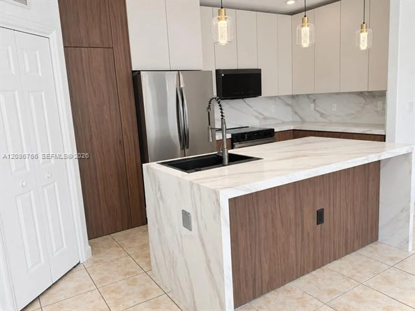 11034 NW 86th Ter th 11034, Doral, FL 33178 — Photo 2