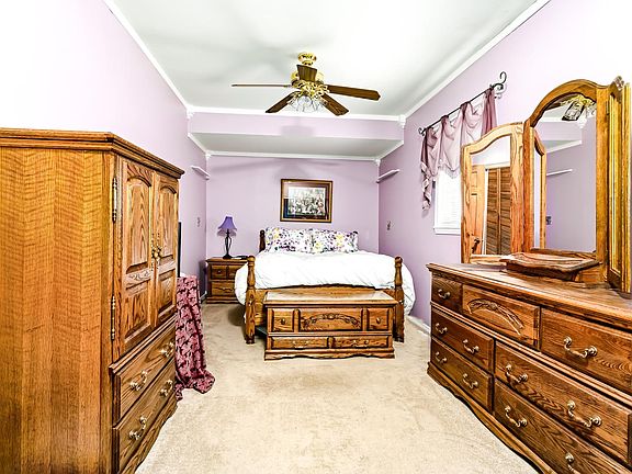 3rd image of 2544 N 72nd Ct