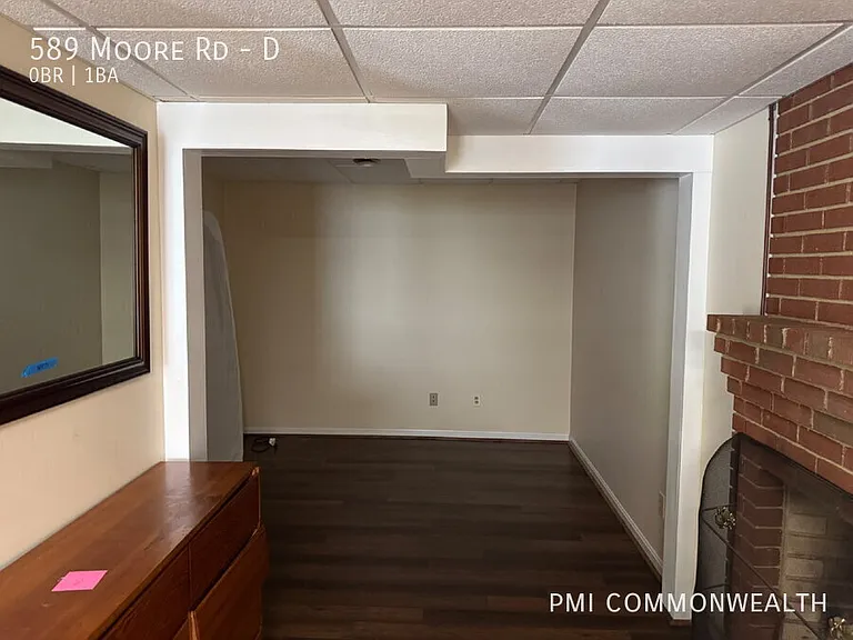 589 Moore Rd #D — Photo 8