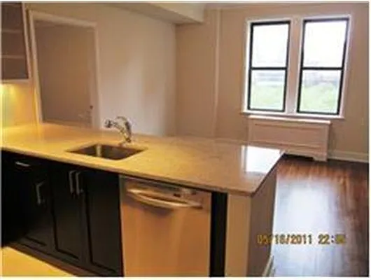 Rented by Douglas Elliman | media 20