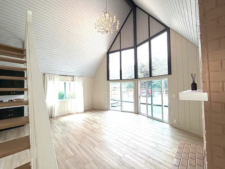 7539 Valaho Dr — Photo 4
