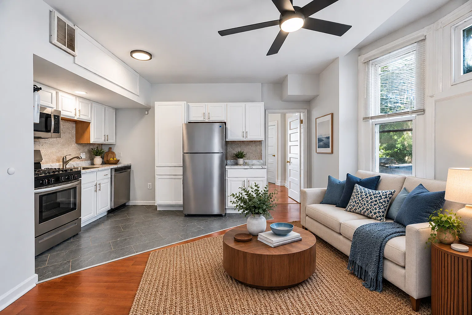 2 bed, 800 sqft, $1,700 — Photo 1