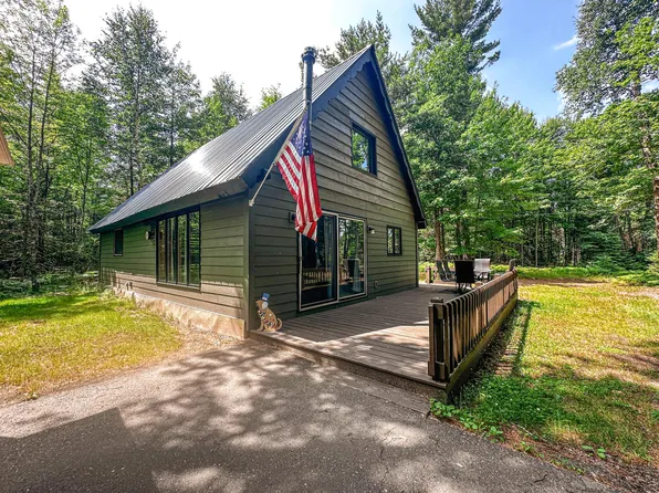 5903 Conrad Ln, Land O Lakes, WI 54540