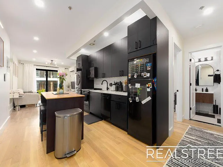 1406 Lincoln Pl #4F — Photo 4