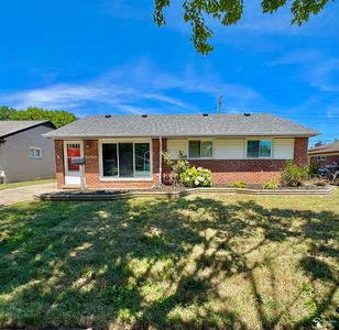 20748 Lockwood St, Taylor, MI, 48180