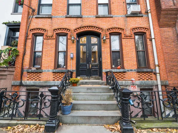 297 Pavonia Avenue image 2 of 30