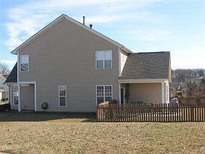 2nd image of 708 Tulip Tree Pl