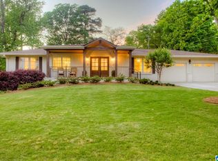 1848 Montclaire Dr, Vestavia Hills, AL 35216
