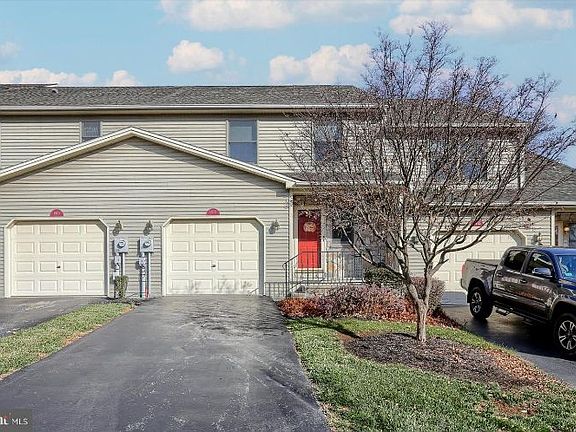 2nd image of 1473 Maplewood Dr