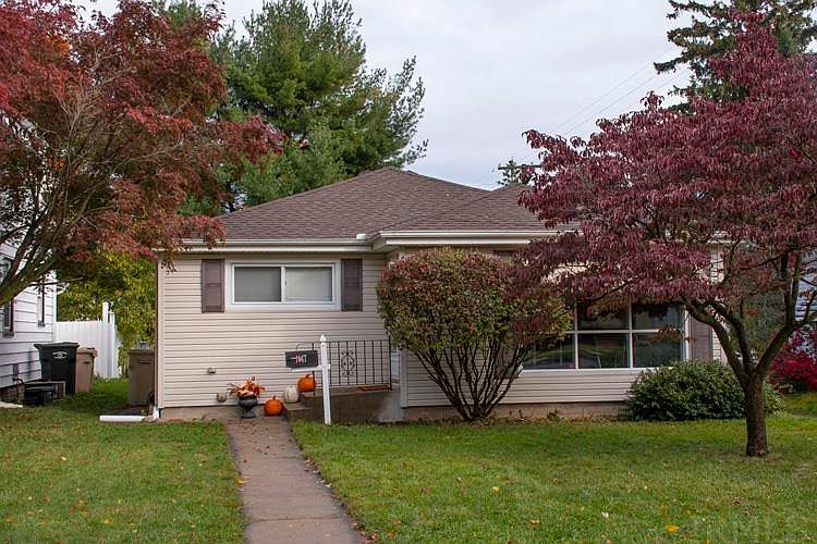 1st image of 1147 E Victoria St