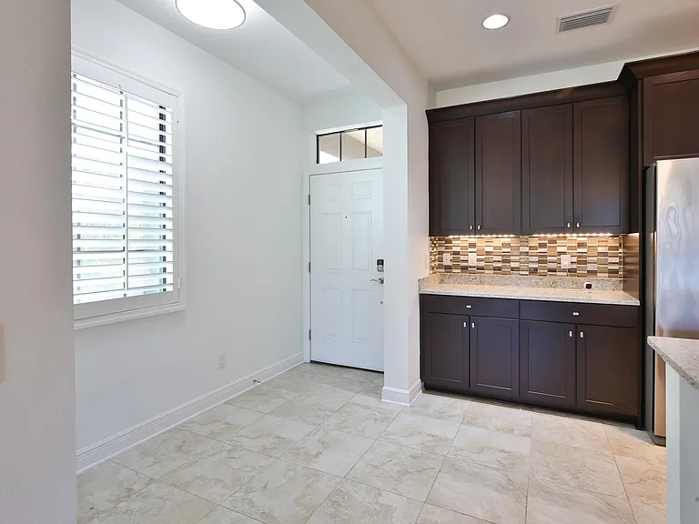 4972 Oarsman Ct — Photo 9