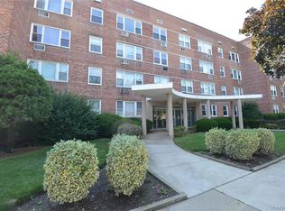 100 S Ocean Avenue S #3U, Freeport, NY 11520