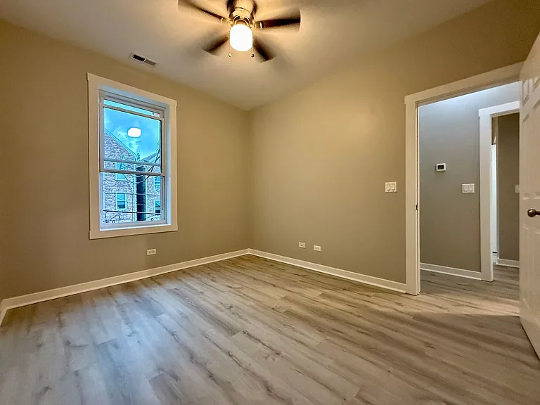 3222 S Aberdeen — Photo 16