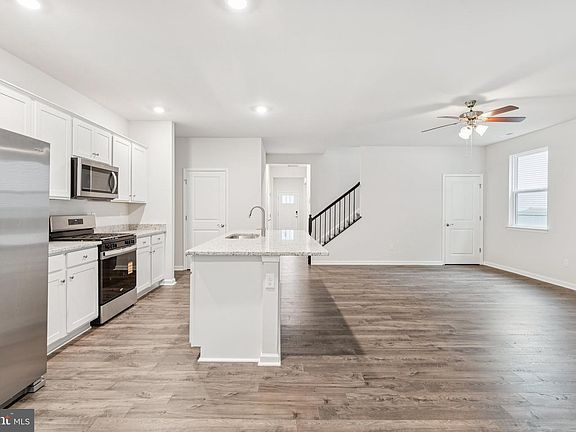 4th image of LOT 3 Sterling Way