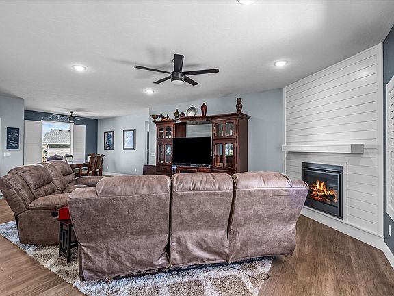 5th image of 600 N Eagle Park Drive