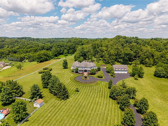 3rd image of 661 Waterdam Rd