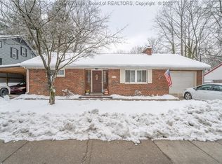 2728 Kanawha Ter, Saint Albans, WV 25177