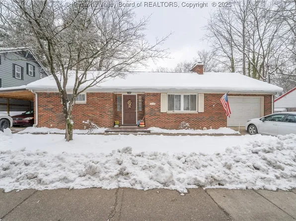 2728 Kanawha Ter, Saint Albans, WV 25177