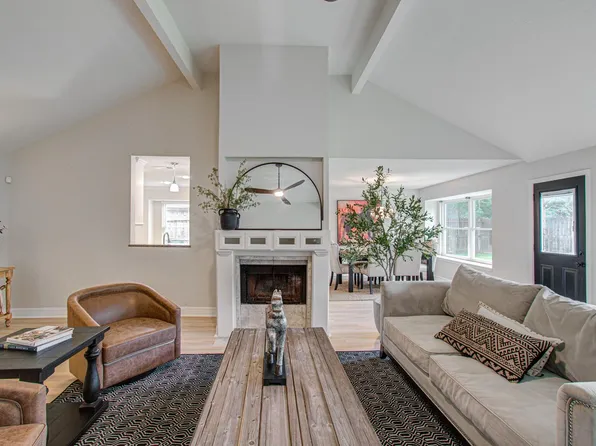14518 Lazy Willow Ln, Houston, TX 77085