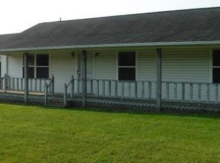 4033 Worth Rd, Pinconning, MI 48650