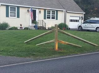 520 Murdock Ave, Meriden, CT 06450