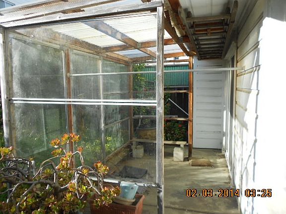 3rd image of 514 Goettingen St