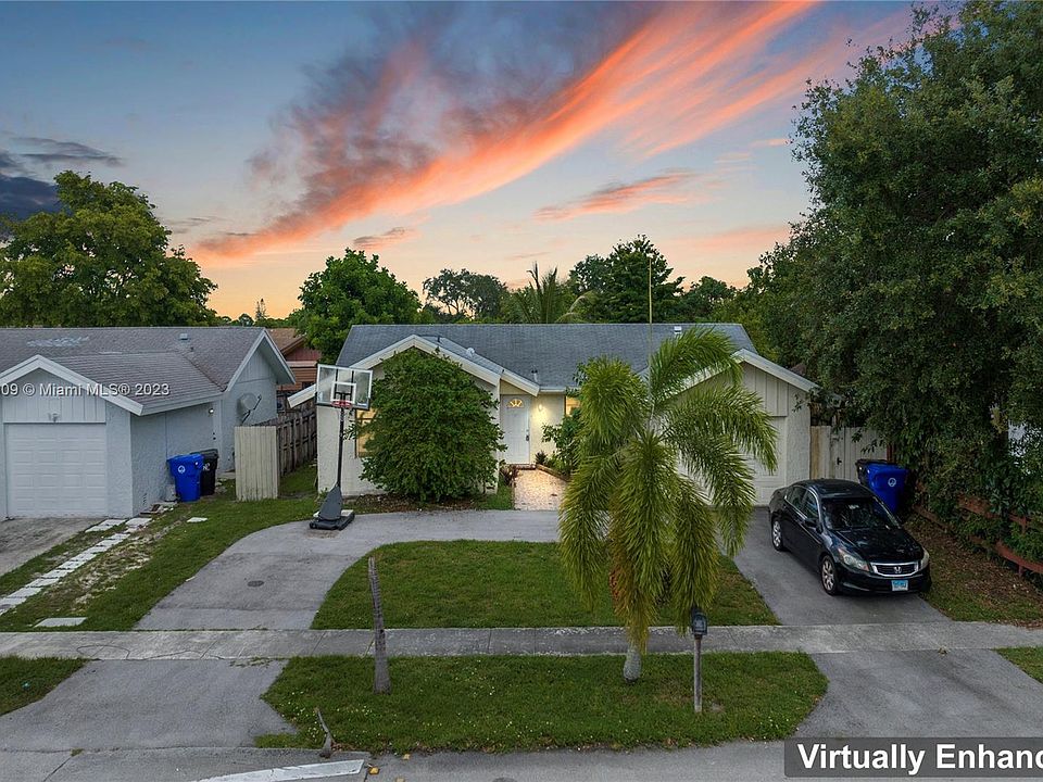 1st image of 1205 SW 75th Ave