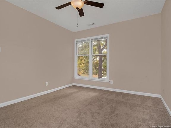 2nd image of 353 Bahama Loop