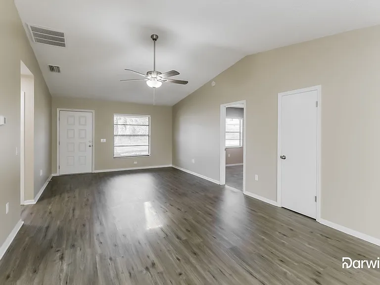 5316 Dellbrook Ave — Photo 6